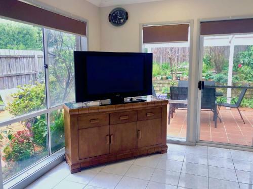 Elegant Glen House 4b5b Parkfront