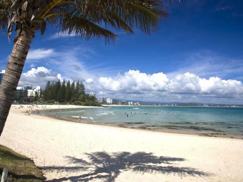 Cobden Court Unit 5 - 2 Bedroom Unit One Street From The Beach