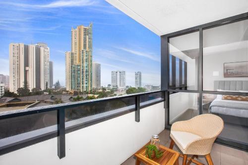 Apartamento Sunny Modern Two-bedroom Pad Steps From The Beach