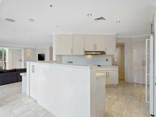 Spacious 3 Bedroom Family Apartment