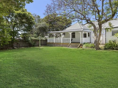 Blake House - Iconic Coastal Homestead