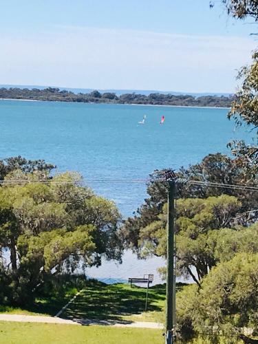 Estuary Cottage, Mandurah, Dawesville