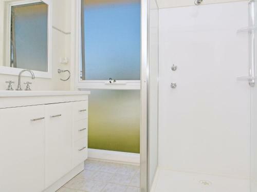 Apartamento Morisset Waterfront 1bdr Studio Looking Over Trinity Marina