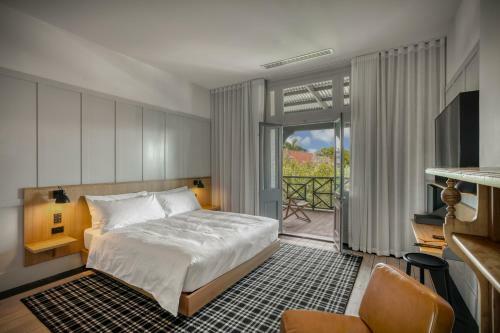 Farmers Home Hotel