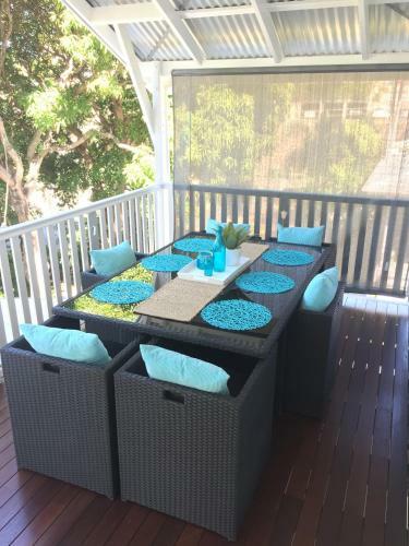 Gorgeous Home 3 Mins To Strand