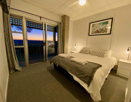 Hotel Yamba Views Accommodation