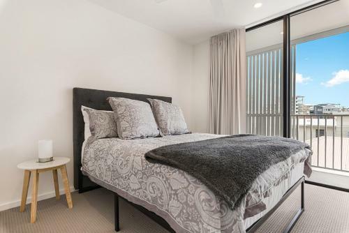 Apartamento Incredible 2-bed Unit With Parking And Lounge Deck