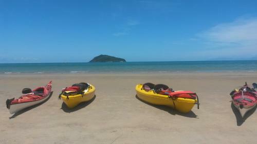 Turtle Reef Bed & Breakfast Cairns