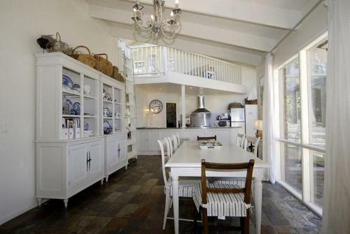 Barnett Place 6