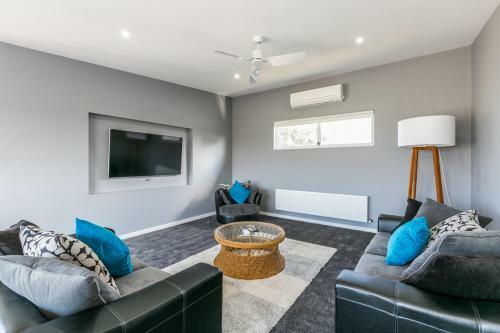 Grandview Luxury 11