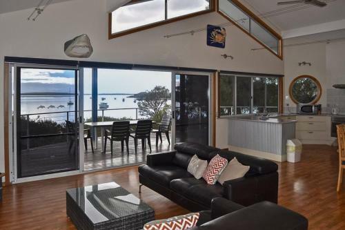 Rest A Shore Coffin Bay