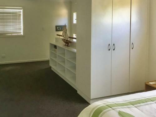Samphire Beach House