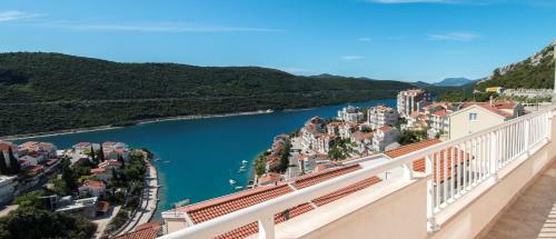 Hostal Hotel Ami-m