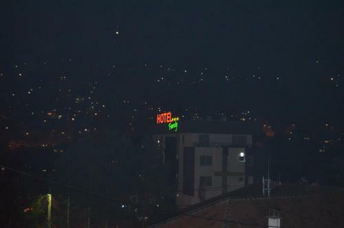 Apart Hotel Family
