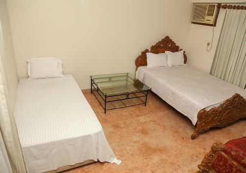 Hostal Maya Service Apt Guest House