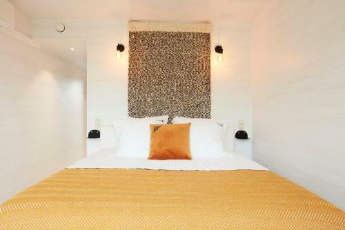 B&B Armalot By Julia