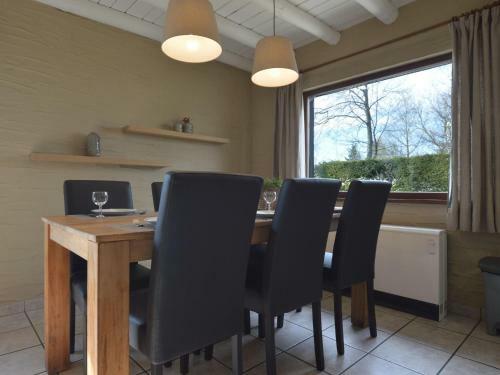 Spacious Holiday Home In Mont With Garden