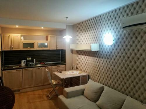Apart Super Harmony Palace