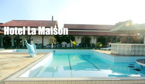 Hostal Pousada La Maison