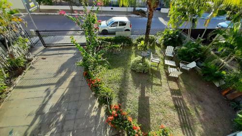Hostal Regiane Beach Pousada Hostel