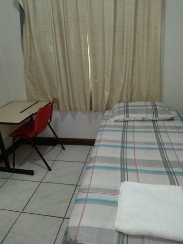 Bed & Breakfast Pr�ximo A Uem Com Caf� Da Manh�