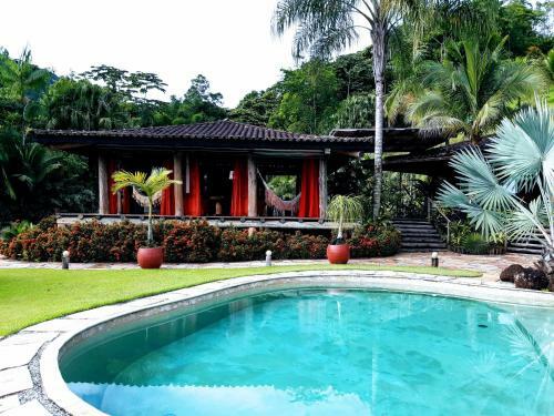 Hostal Casa Hotel Para�so Paraty