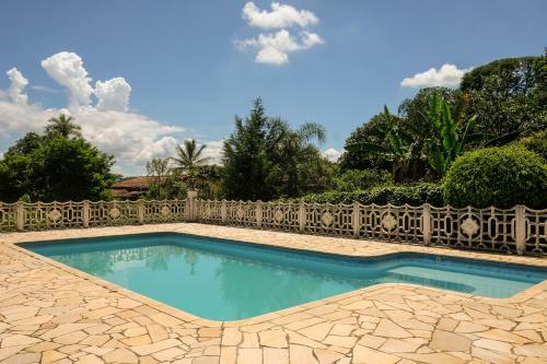 Ch�cara Para 12 Pessoas Com Wi-fi E Piscina