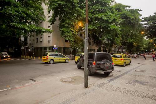 Apartamento Artes de Copa - Conforto, Aconchego E Praia!
