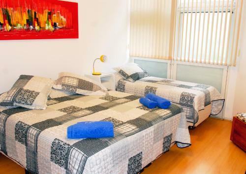Copacabana Apartment, 30 Mts. From The Beach