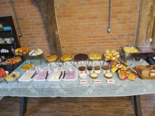 Hostal Restaurante E Pousada S�tio Nona Lurdes