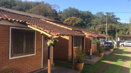 Lodge Vilarejo Penedo Chal�s