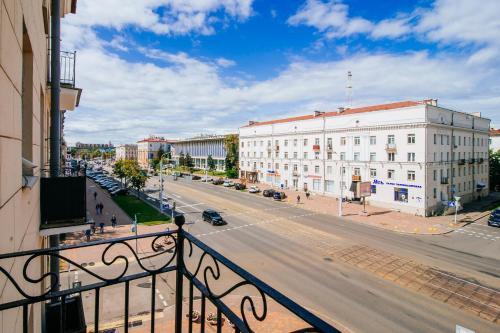 Apartament On Nezavisimosti 44, 46