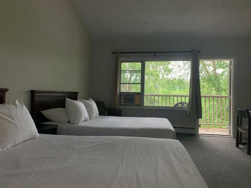 Hotel Inn At The Falls