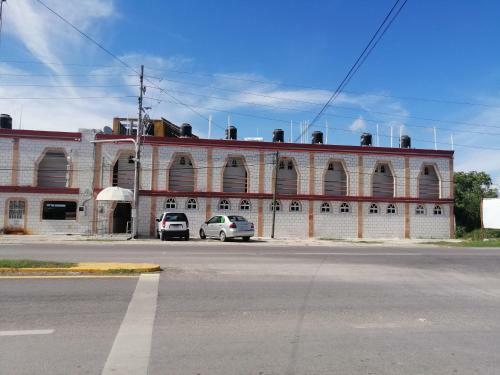 Hotel Tur�stica Laguna Encantada