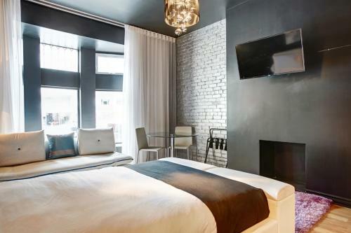Pretty Apartment In Downtown Montral