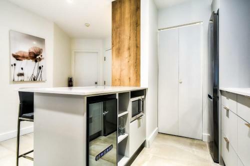 Chic Mt-tremblant Condo With View On The Lake