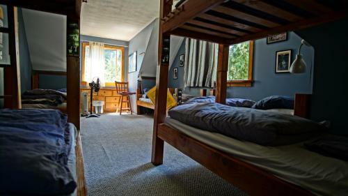 Albergue Up The Creek Backpacker's Lodge
