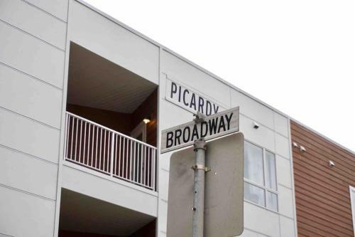 Gorgeous Modern 2bd Condo Heart Of Wpg Coffee Location