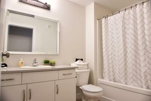Gorgeous Modern 2bd Condo Heart Of Wpg Coffee Location