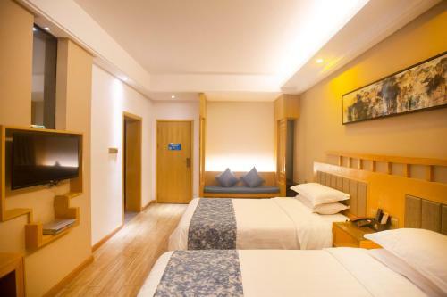 Zhangjiajie Heyday Hotel