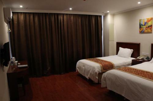 Shell Jinan Gaoxin District Shunhua Road Qilu Software Park Hotel