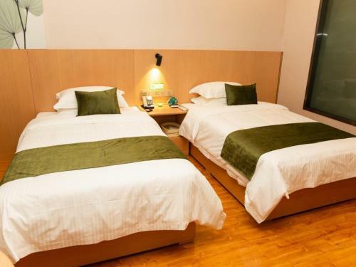 Greentree Inn Pingliang Jinding Times Square Express Hotel