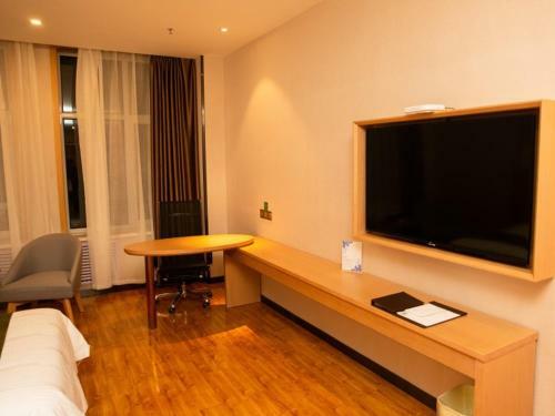 Greentree Inn Pingliang Jinding Times Square Express Hotel