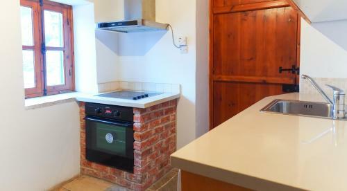 Zoes Traditional Apartments, Bed & Breakfast