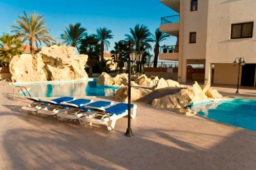 Beautiful 2-bed Apartment In Oroklini