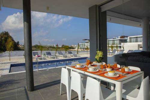 Villa Protaras Olivine Pearl