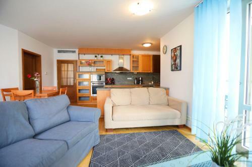 Wenceslas Square Apartments By Otsa