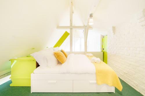 Apartamento Luxurious Pa?�?sk� Apt With View