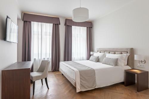 Aparthotel H7 Palace