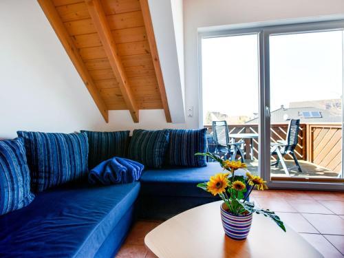 Spacious Apartment In Beckerwitz With Garden